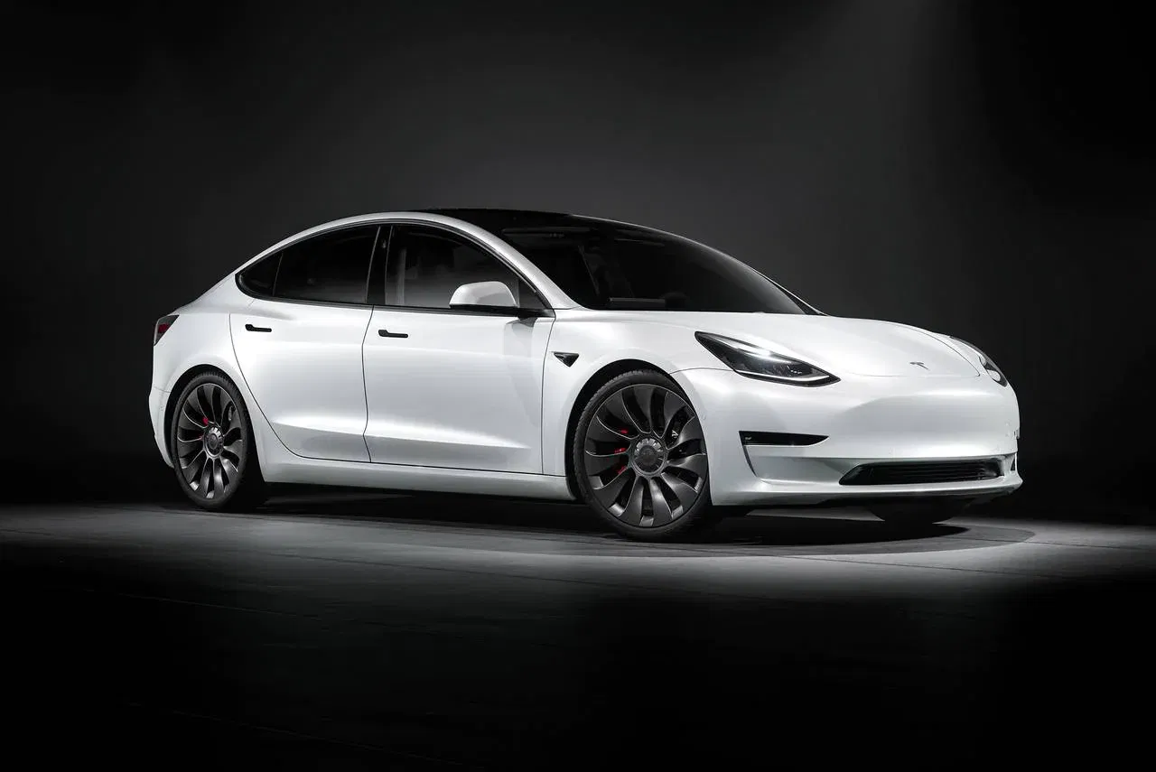 2023 Tesla Model 3 Electric