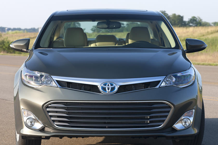 2013 Toyota Avalon Hybrid  Sedan