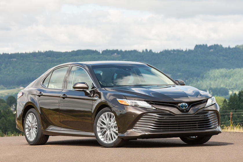 2019 Toyota Camry Hybrid  Sedan