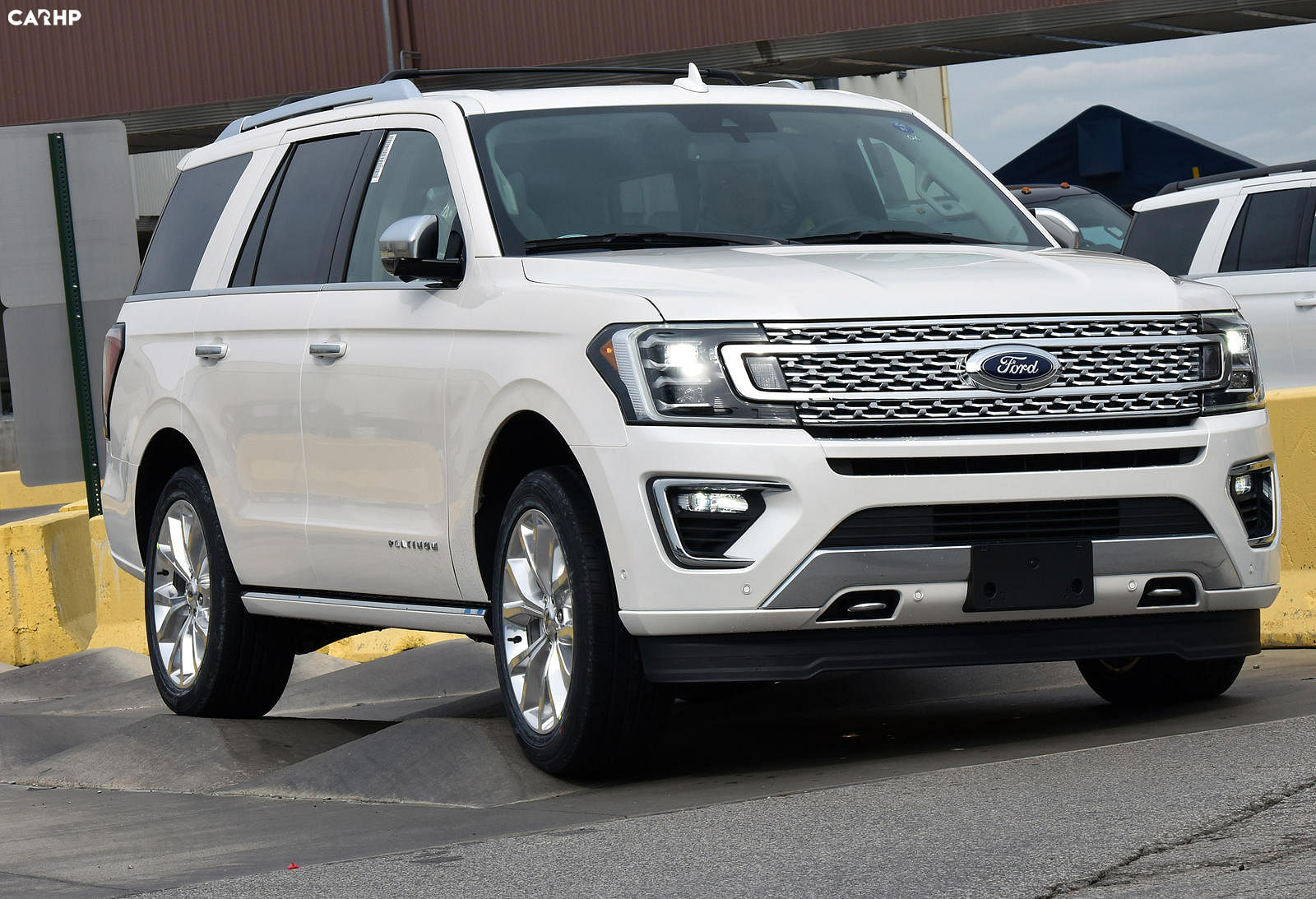 2018 Ford Expedition Dimensions, Curb Weight, & Ground Clearance