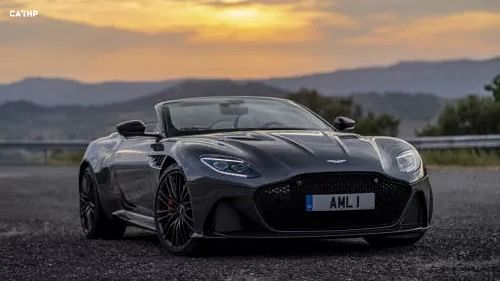 2022 Aston martin DBS Volante