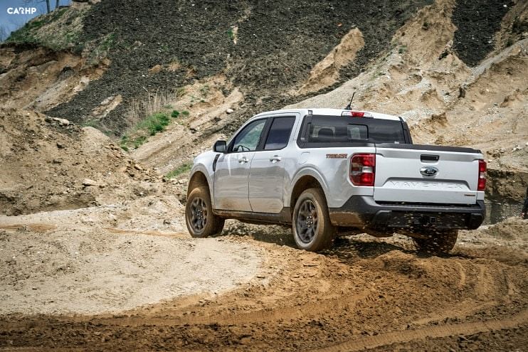 2023 Ford Maverick Tremor Rear Angle View`