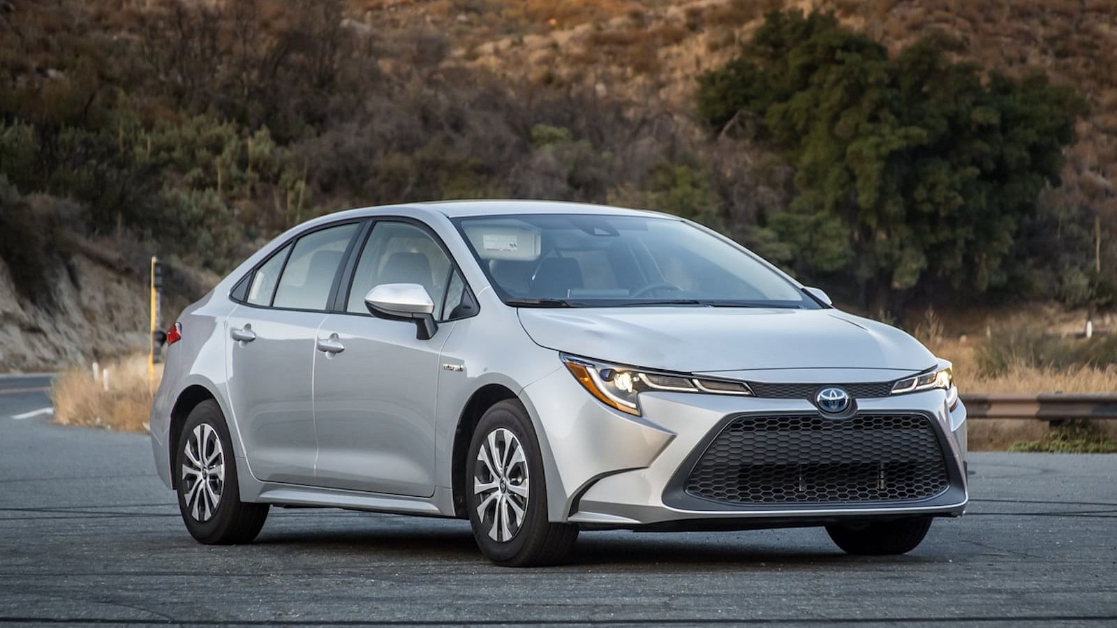 2022 Toyota Corolla Hybrid Goes On Sale With New Pricing