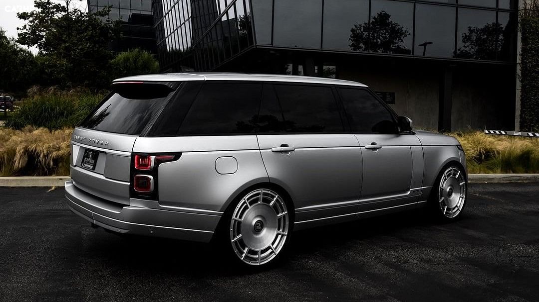 Kim Kardashian’s Land Rover Range Rover SV Autobiography