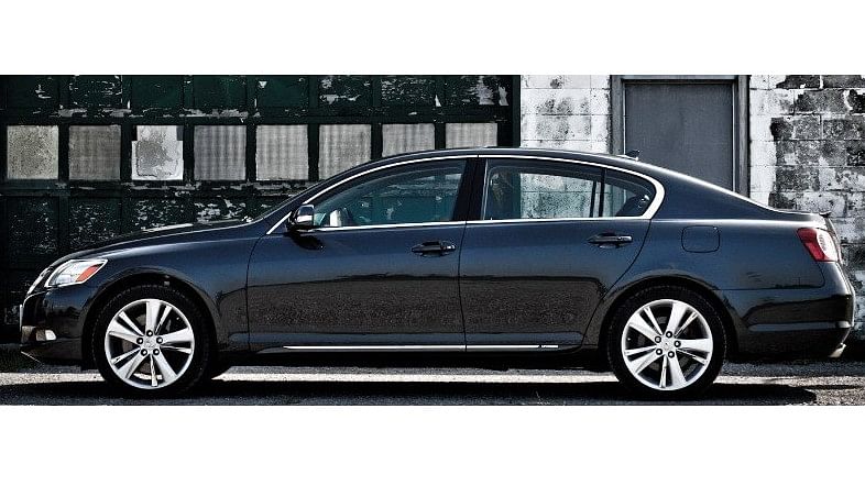Tom Brady 2010 Lexus GS 450h