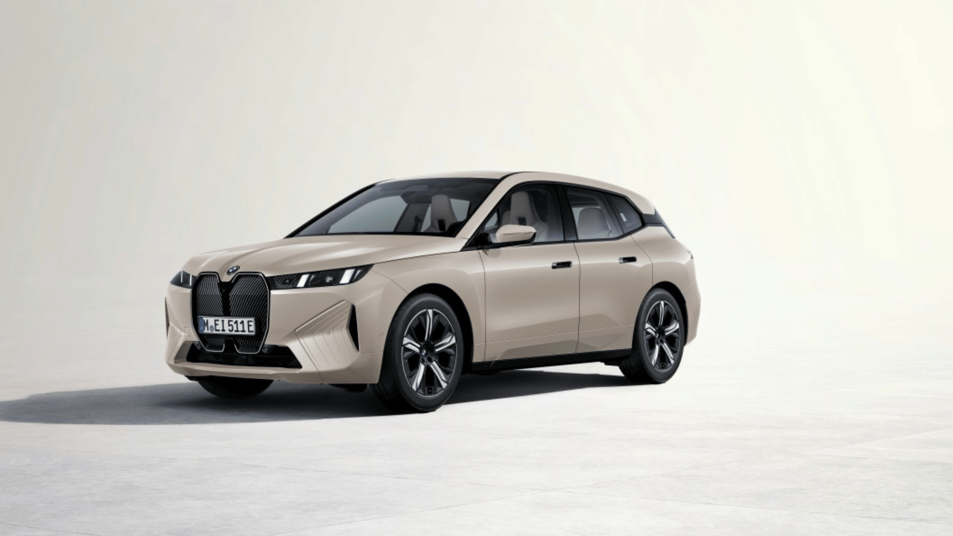 The 2026 BMW iX Is Here With a Fresh New Face And 650 hp