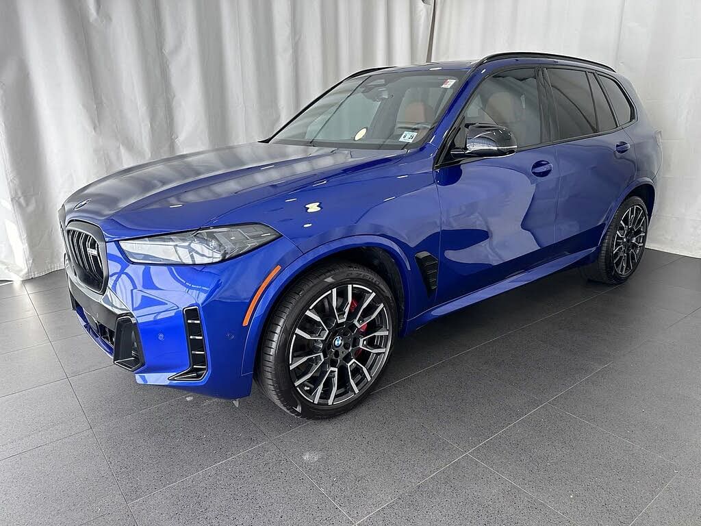 2024 BMW X5 M60i