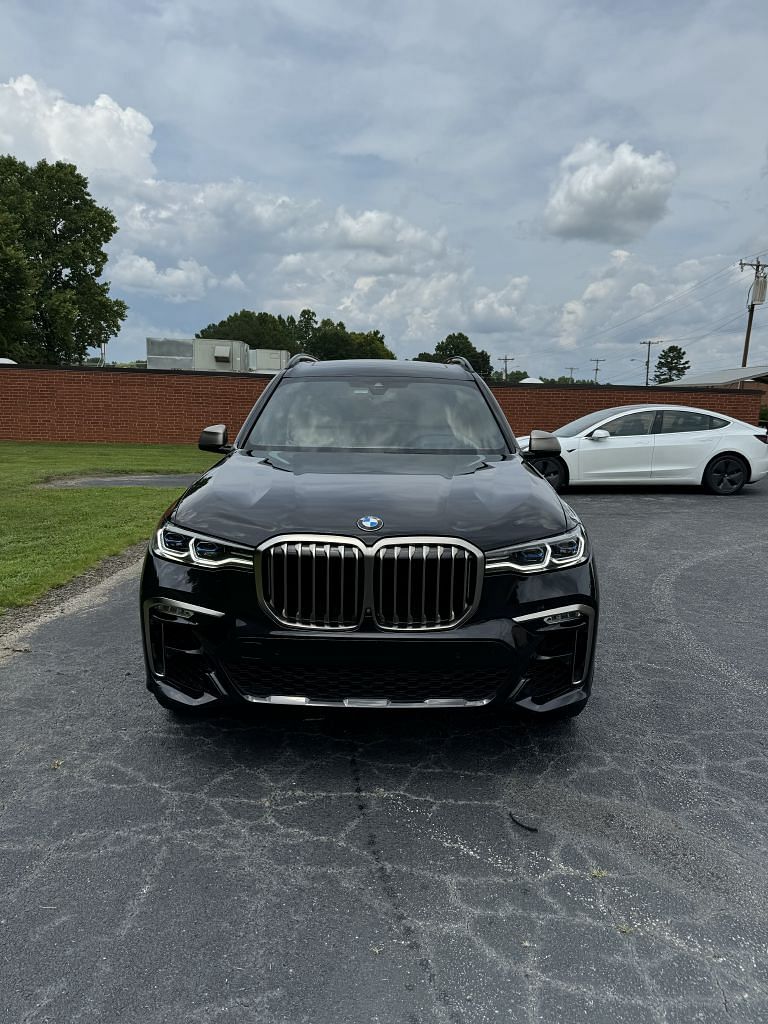 2020 BMW X7 M50i