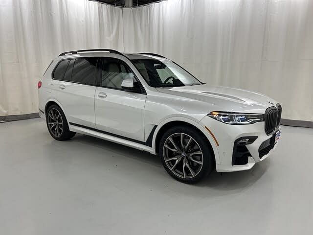 2022 BMW X7 M50i