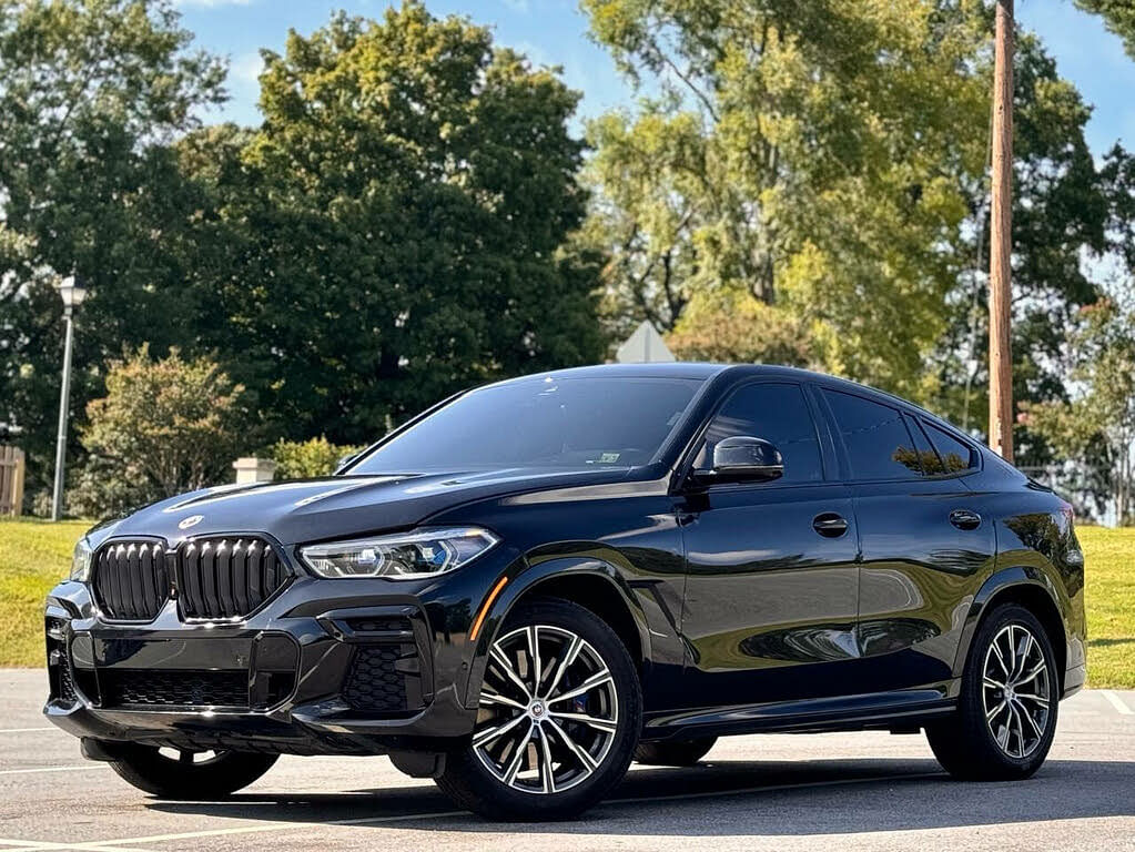 2023 BMW X6 M50i