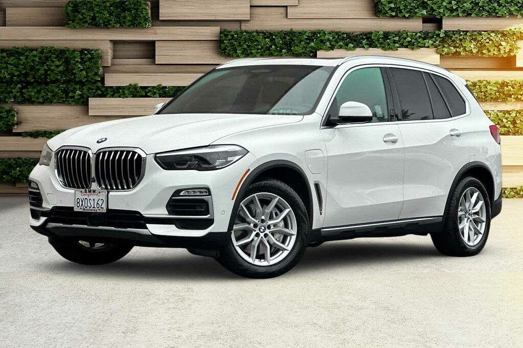 2021 BMW X5 45e plug-in hybrid SUV