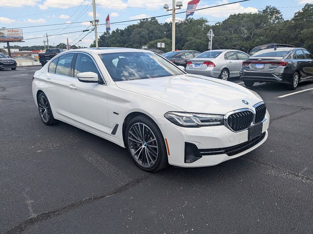 2023 BMW 5 Series 540i plug-in hybrid Sedan