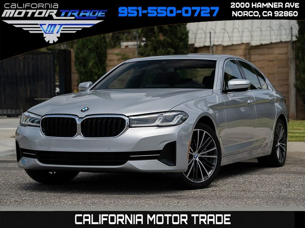 2021 BMW 5 Series 530e plug-in hybrid Sedan