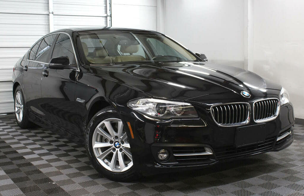 2016 BMW 5 Series 528i