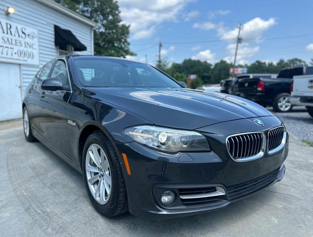 2015 BMW 5 Series 528i