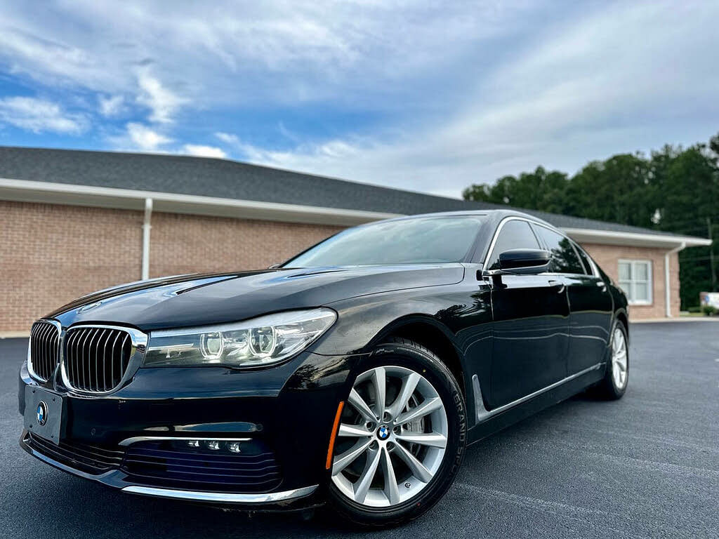 2017 BMW 7 Series 740i