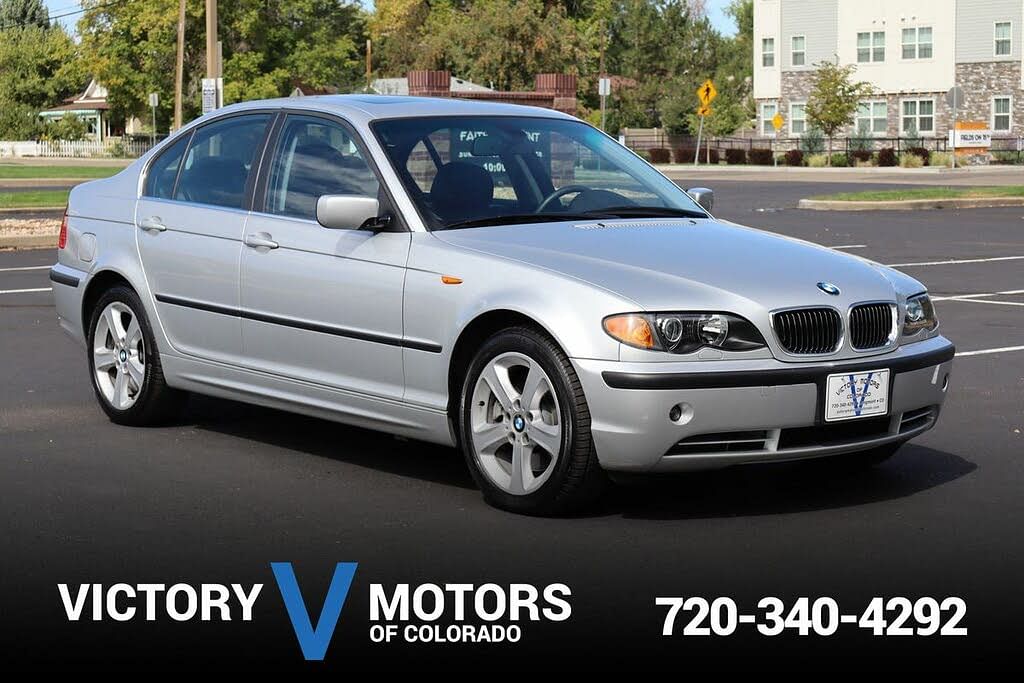 2004 BMW 3 Series 330xi