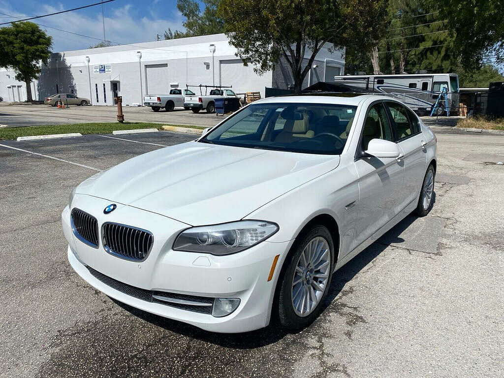 2012 BMW 5 Series 535i