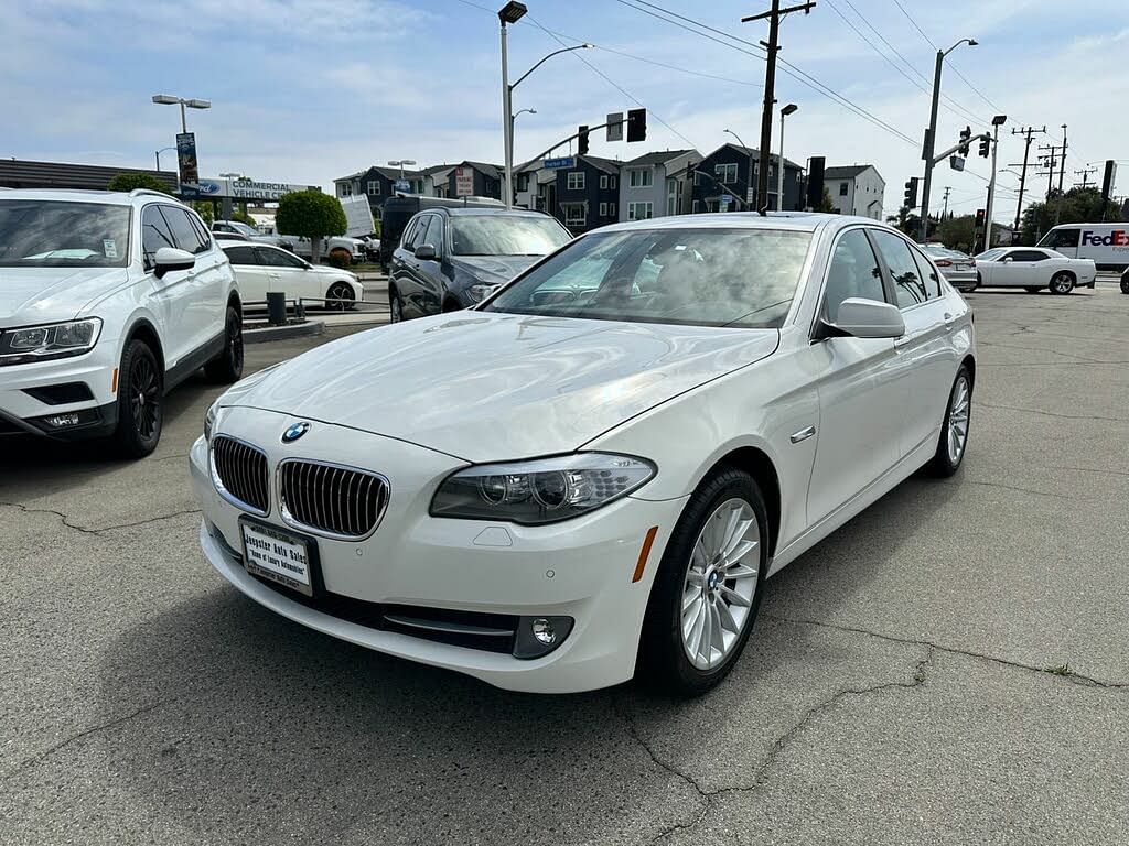 2012 BMW 5 Series 535i