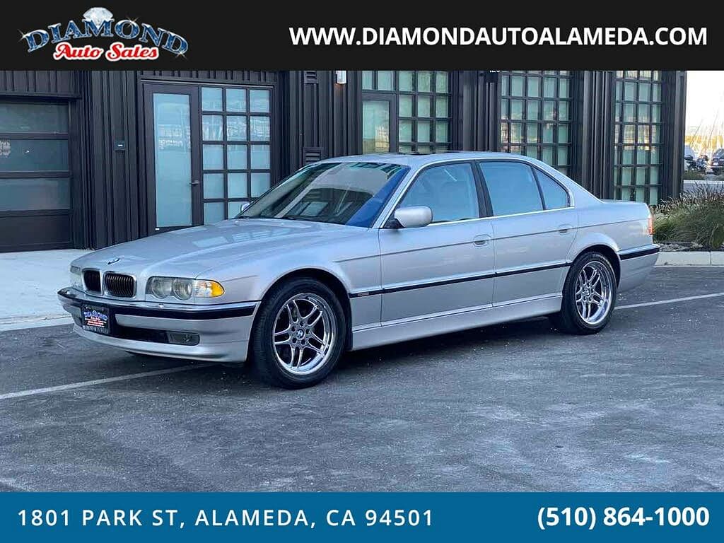 2001 BMW 7 Series 740i