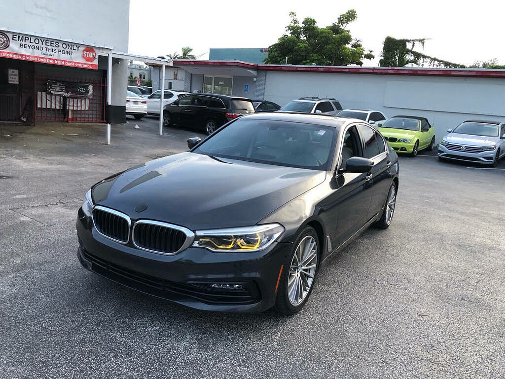 2017 BMW 5 Series 540i