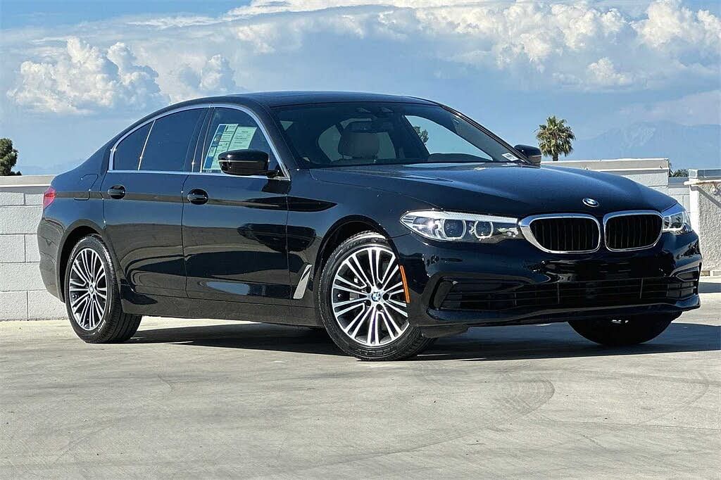 2019 BMW 5 Series 540i