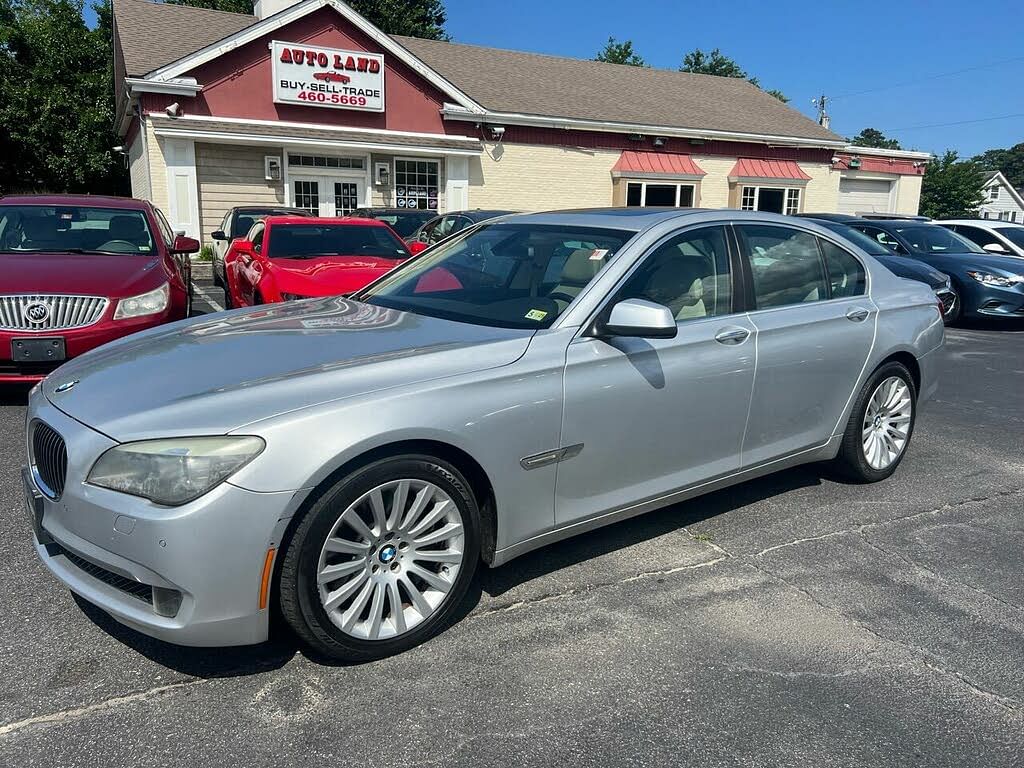 2012 BMW 7 Series 750i