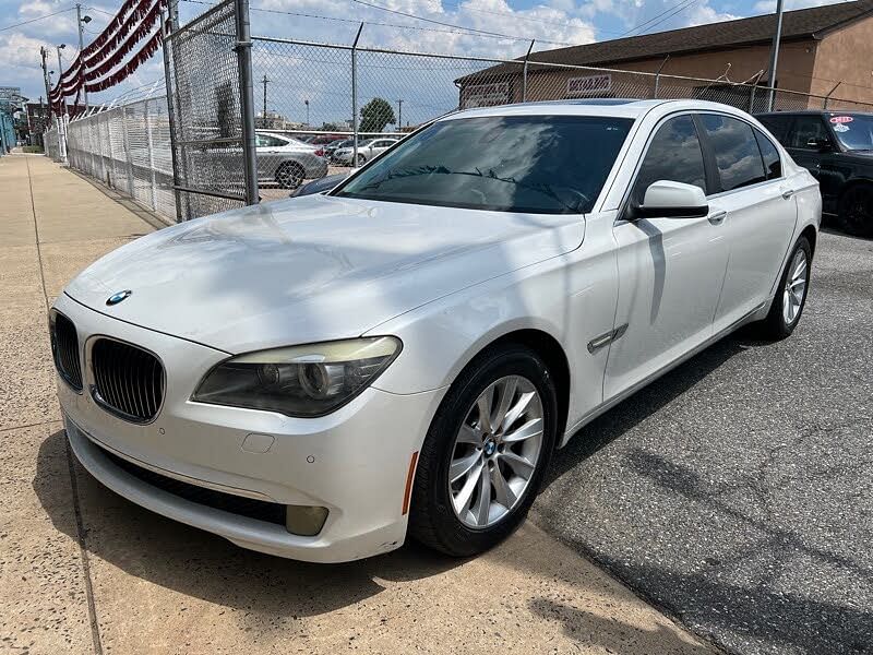 2011 BMW 7 Series 740Li