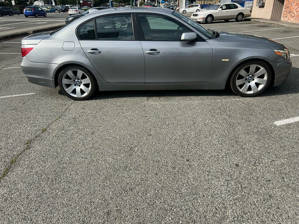 2005 BMW 5 Series 530i