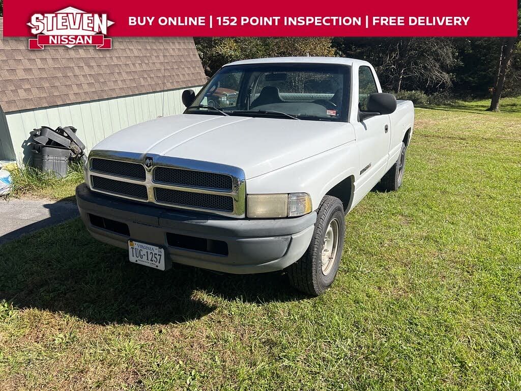 2000 Dodge Ram 1500   Pickup Truck