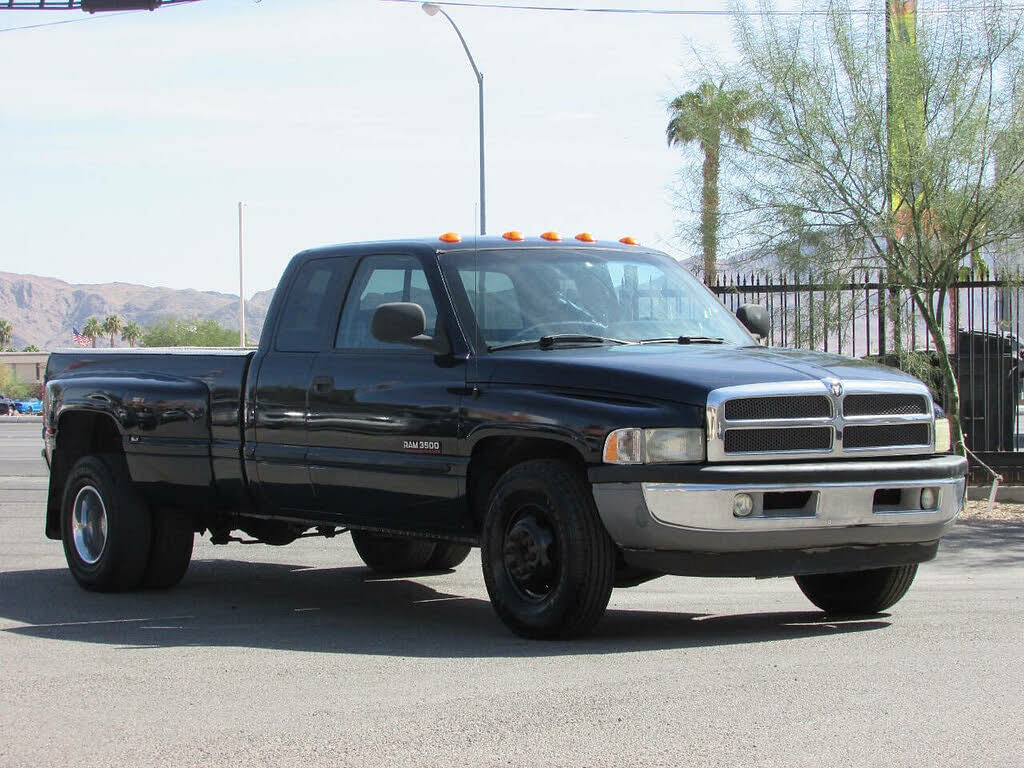 2000 Dodge Ram 3500 SLT