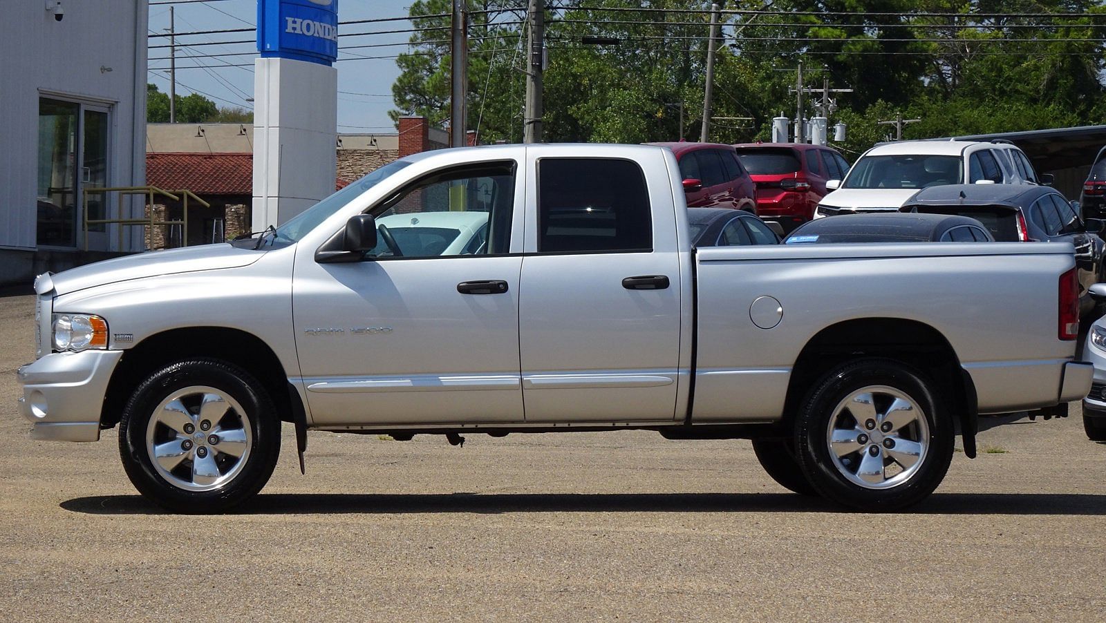 2005 Dodge Ram 1500 SLT/Laramie