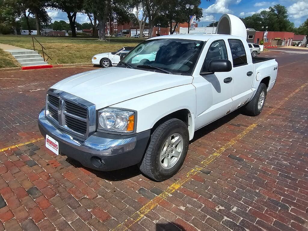 2005 Dodge Dakota SLT