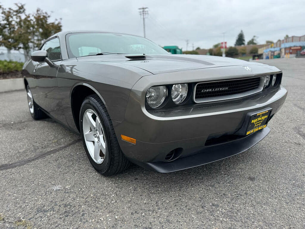 2010 Dodge Challenger SE