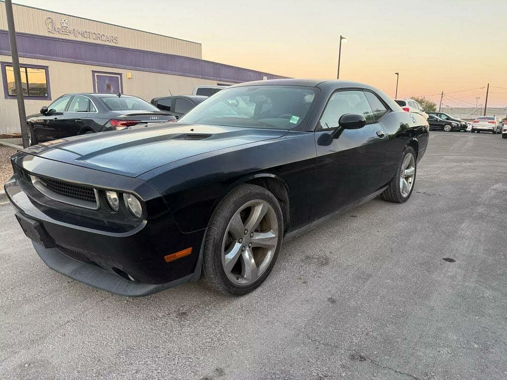 2012 Dodge Challenger SXT