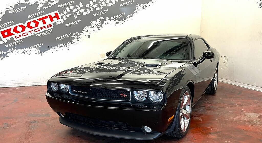 2014 Dodge Challenger R/T Plus