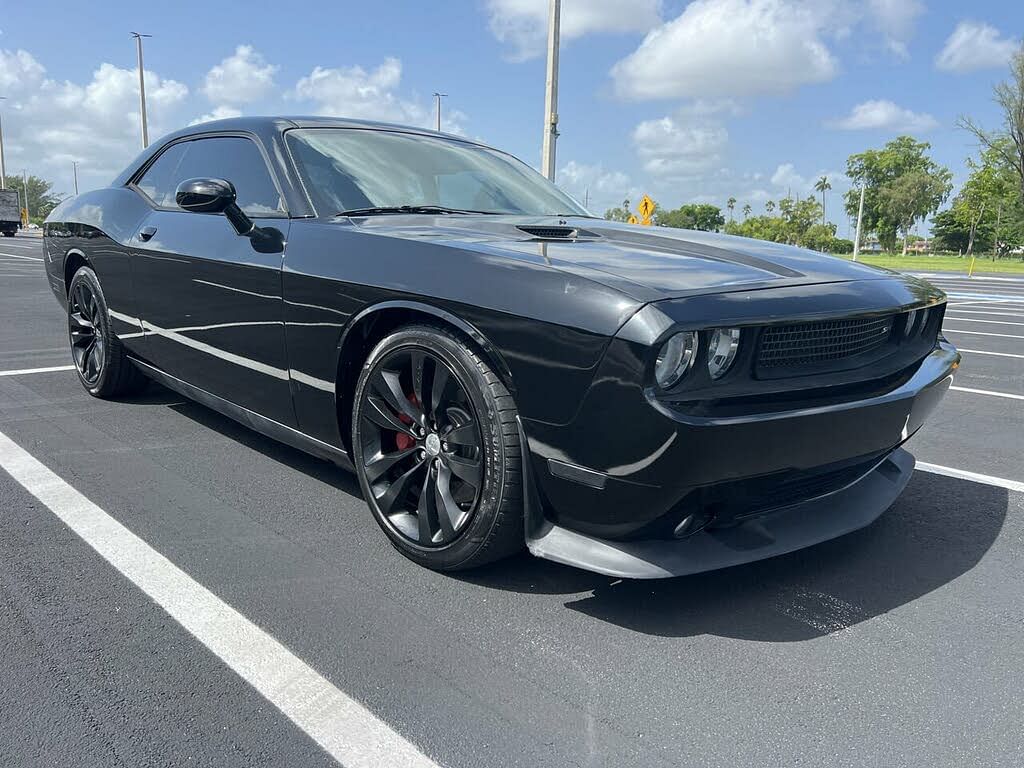 2013 Dodge Challenger SRT8 Core