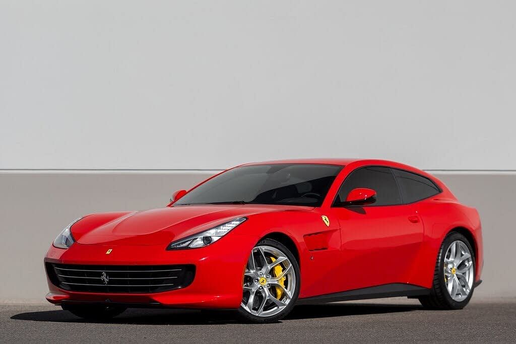 2019 Ferrari GTC4Lusso T