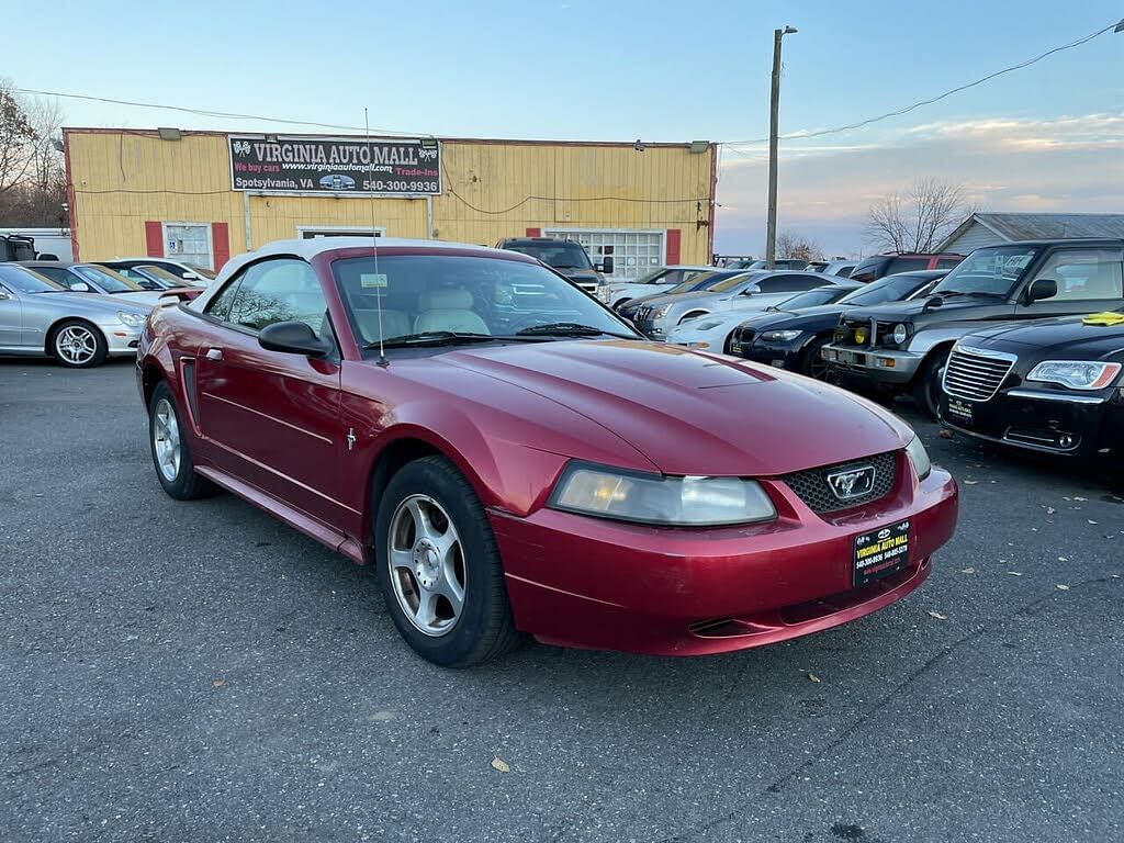 2003 Ford Mustang Deluxe