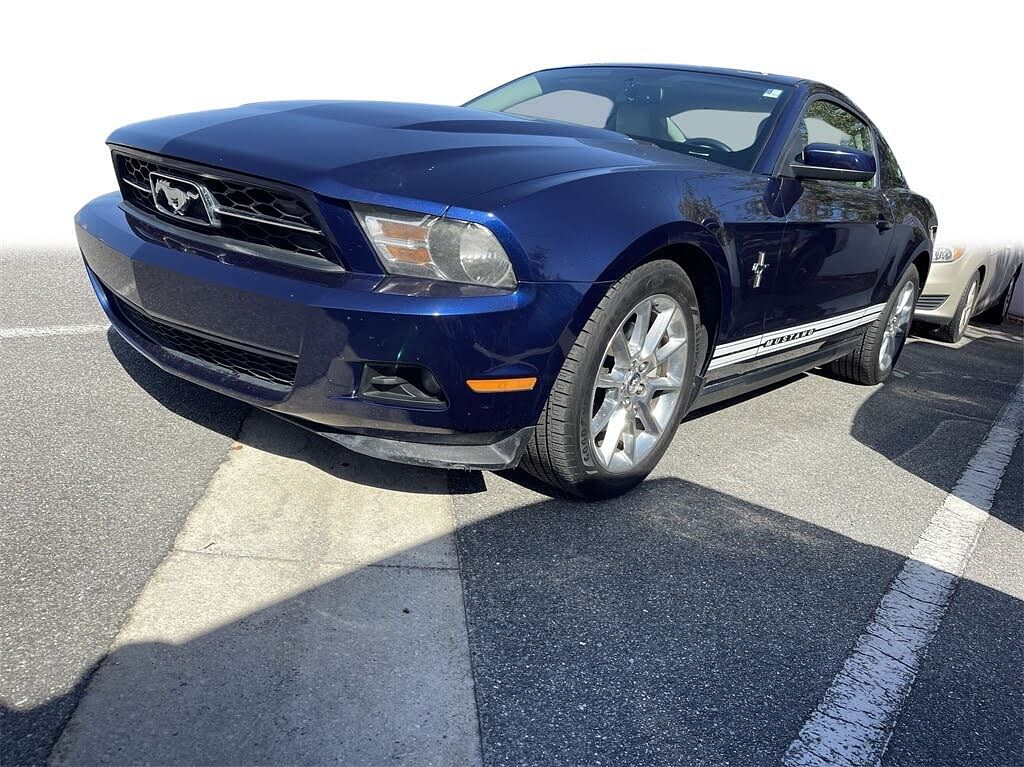 2011 Ford Mustang Premium