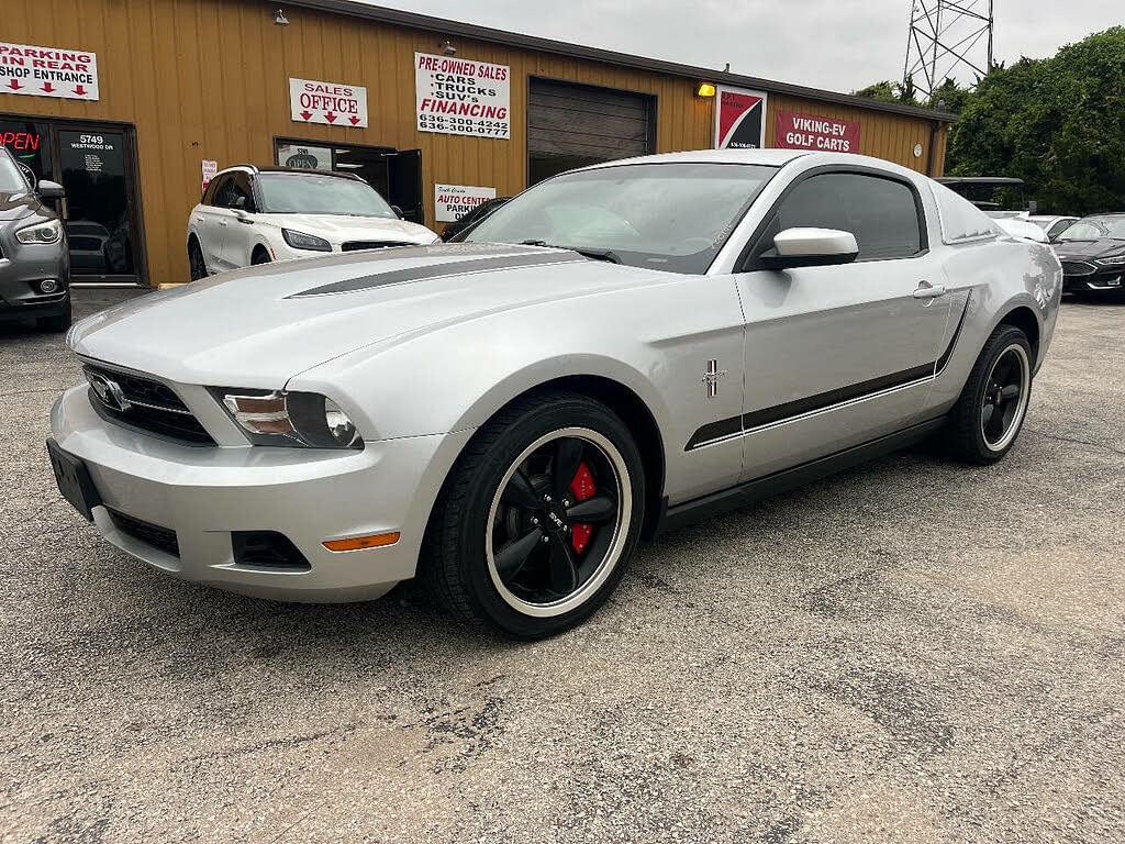 2011 Ford Mustang Premium