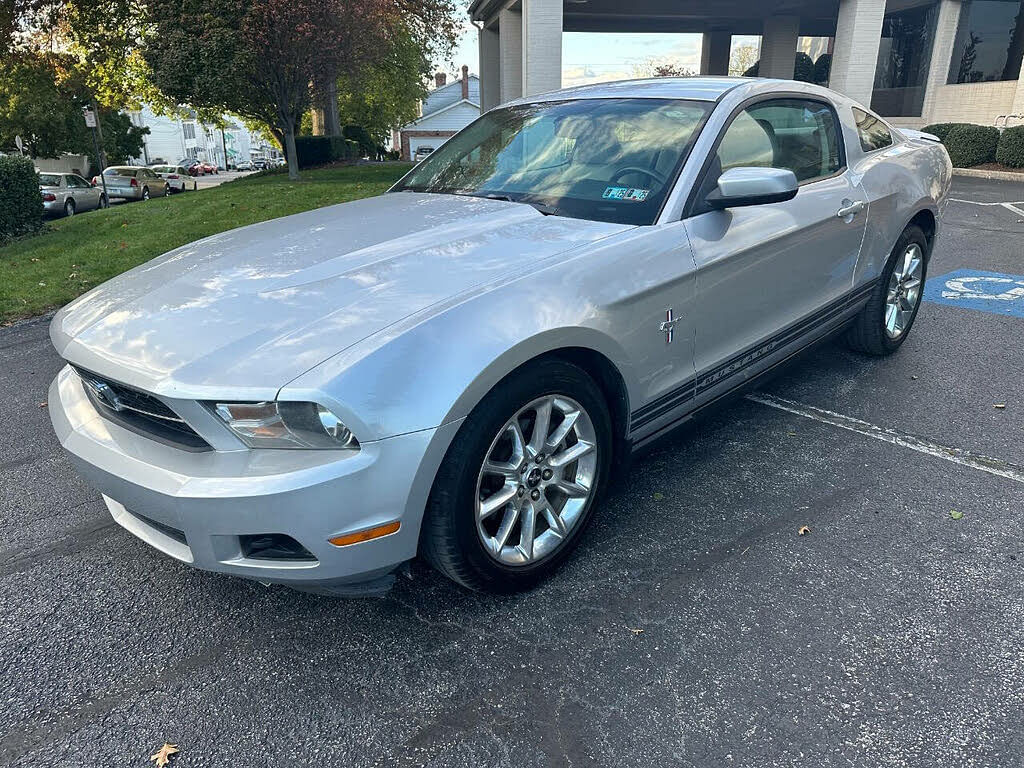 2011 Ford Mustang Premium