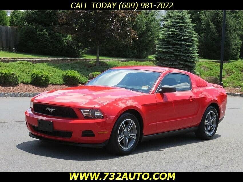 2011 Ford Mustang Premium