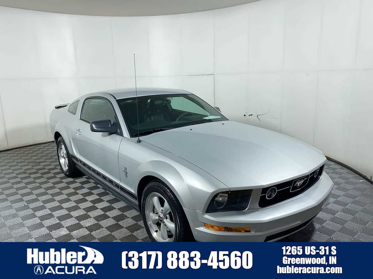 2007 Ford Mustang Deluxe