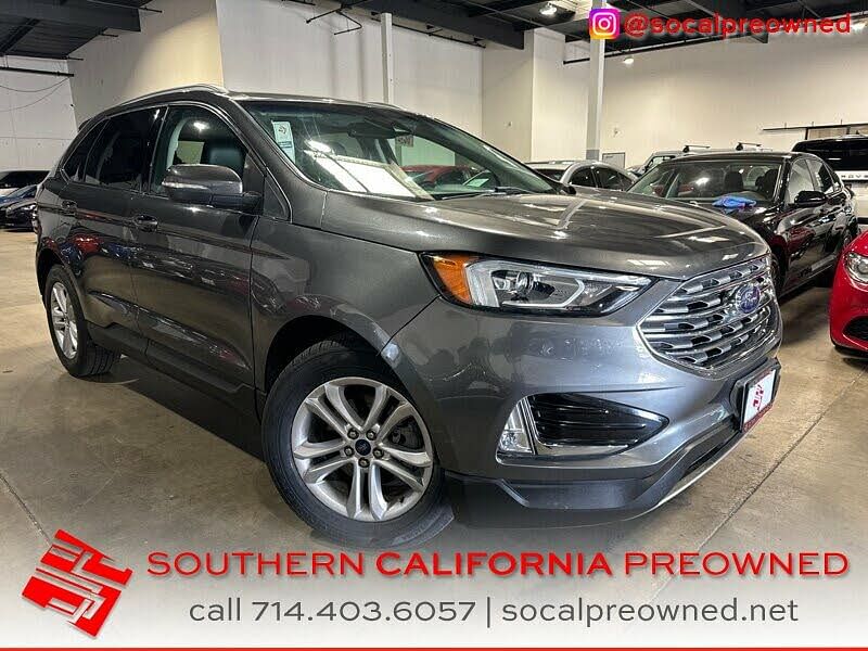 2020 Ford Edge Titanium