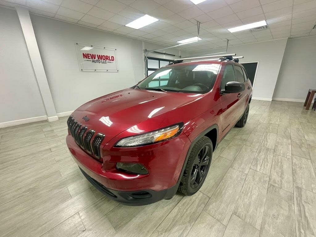 2017 Jeep Cherokee Sport