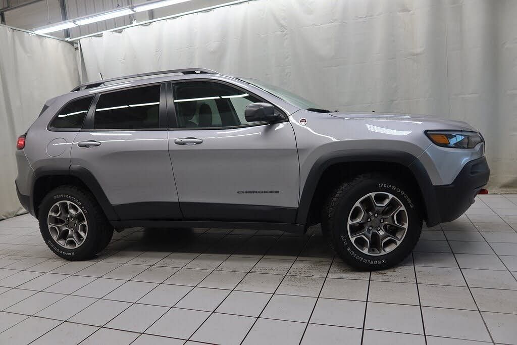 2020 Jeep Cherokee Trailhawk