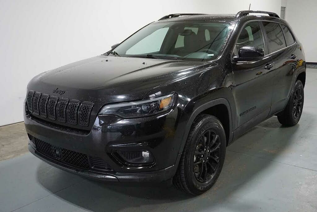 2023 Jeep Cherokee Altitude Lux