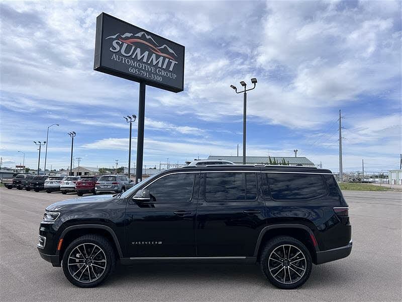 2022 Jeep Wagoneer Series III Carbide