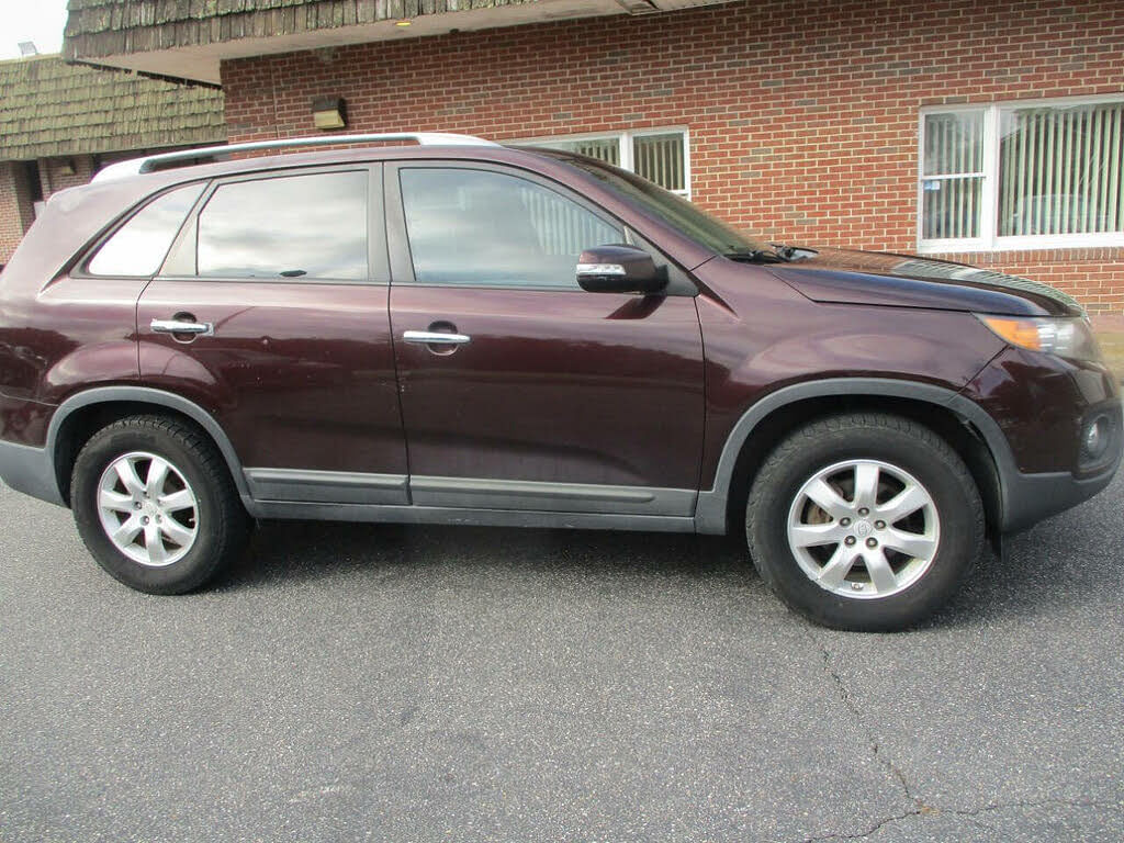 2011 Kia Sorento LX